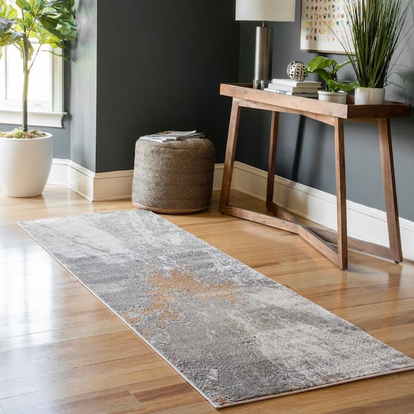 Cyn Modern Silver 2 ft. 8 in. x 8 ft. Abstract Runner Rug