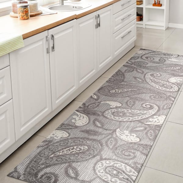 Julien Paisley High-Low Light Gray/Ivory 2 ft. x 8 ft. Indoor/Outdoor Runner Rug