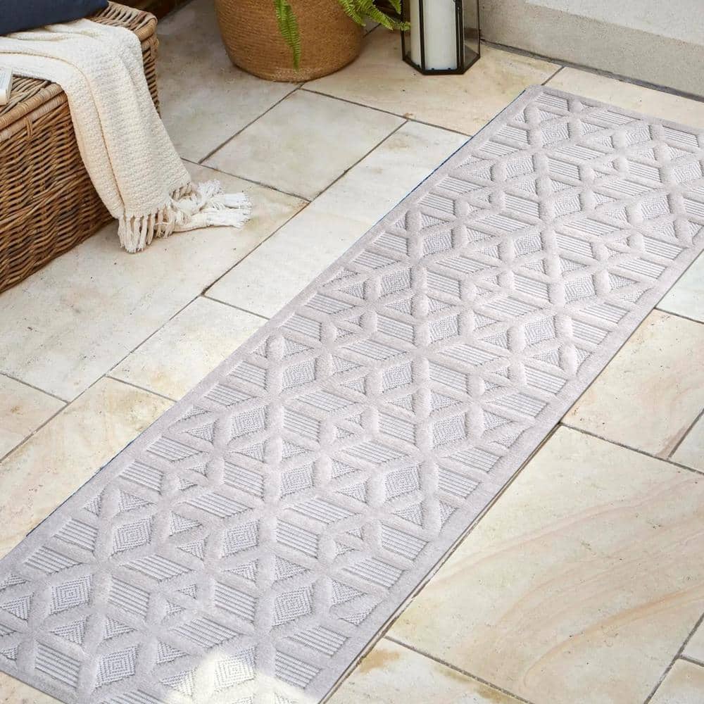 Ivory Geometric Washable Indoor/Outdoor Runner Rug