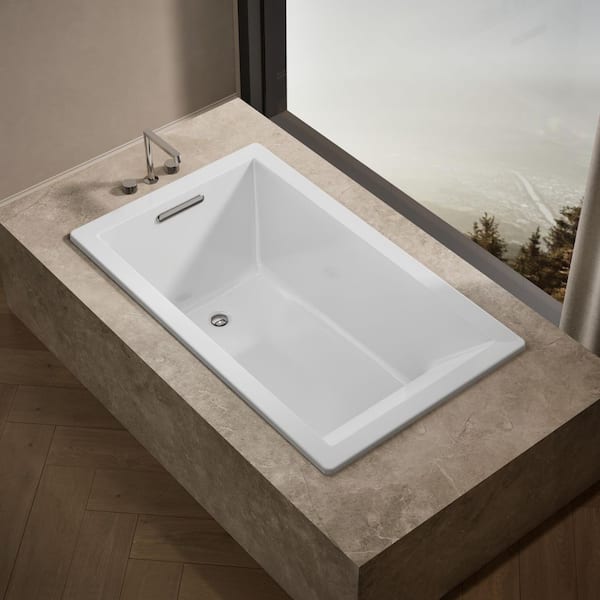 Underscore 60 in. x 36 in. Rectangular Soaking Bathtub with Reversible Drain in White