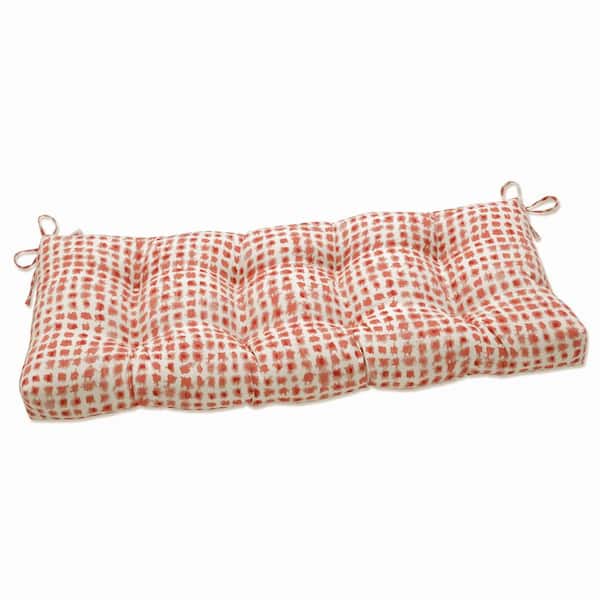 Pillow Perfect Novelty Rectangular Outdoor Bench Cushion in Red