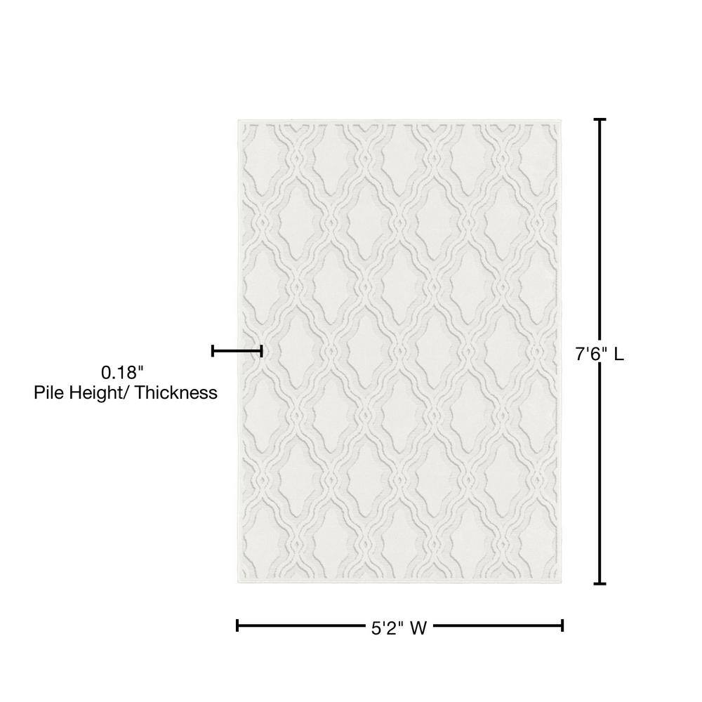Natural Trellis Pattern Stain-Resistant Indoor/Outdoor Rug