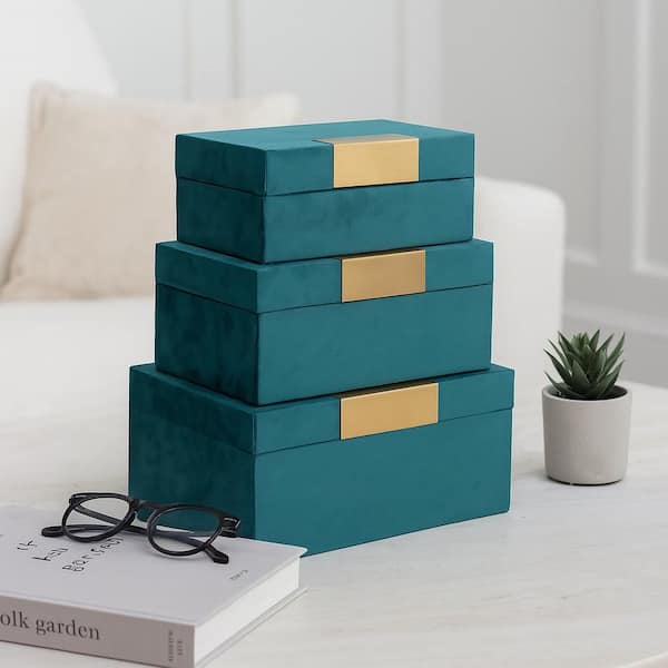 Liv & Skye Blue 7/8/9 in. Wood and Velvet Glam Decorative Box (Set