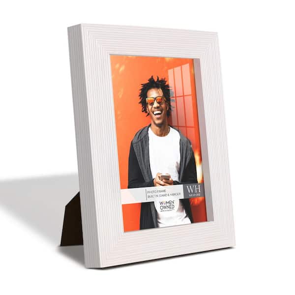 Malden 16x20 Matted Picture Frame - Made to Display Pictures 11x14 with  Mat, or 16x20 without Mat -Black