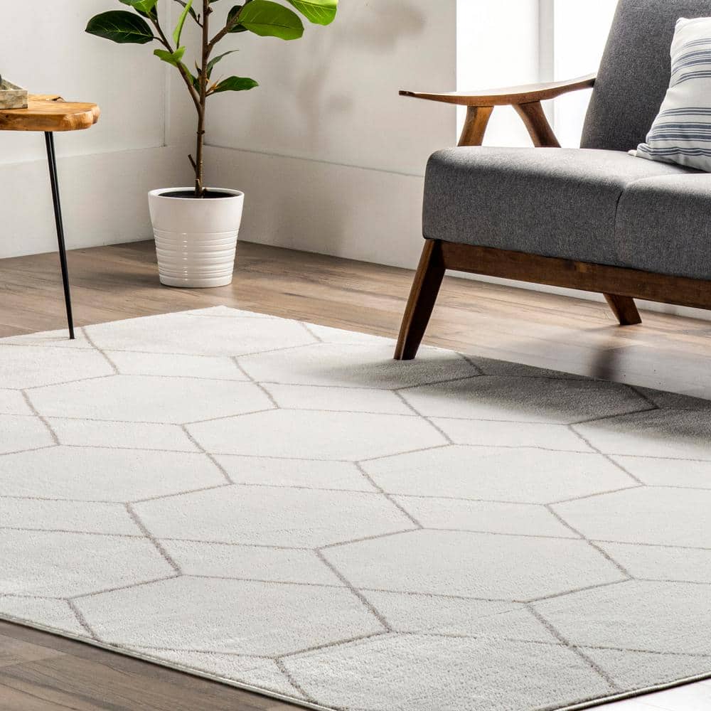 Beige Geometric Honeycomb Synthetic Area Rug, 6'7" x 9'