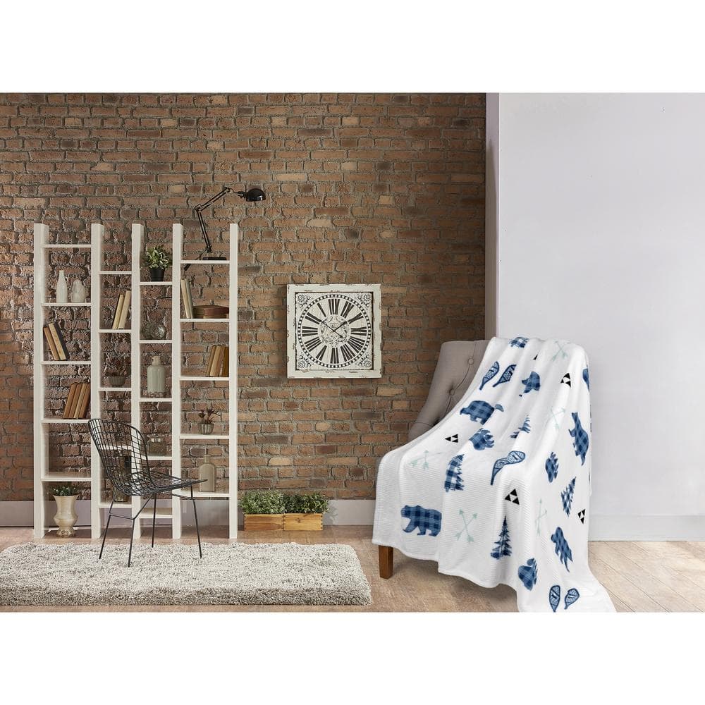 Blue and White Knitted Polyester Throw Blanket