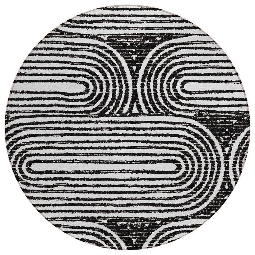 Black and White 8 ft. Round Woven Abstract Round Indoor/Outdoor Area Rug price history on PriceWatchPro