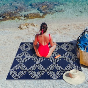 Marrakech Navy Creme 5 ft. x 7 ft. Reversible Recycled Plastic Indoor/Outdoor Area Rug-Floor Mat