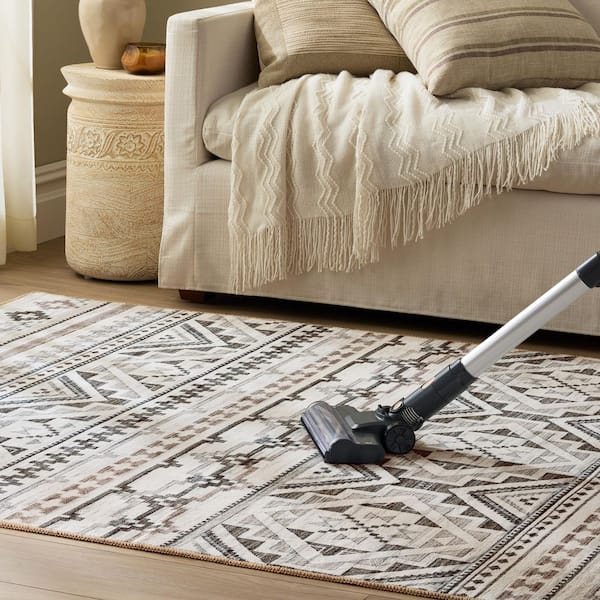 EVERWASH Haven 6 ft. x 9 ft. Beige/Brown Modern Geo Washable Area Rug