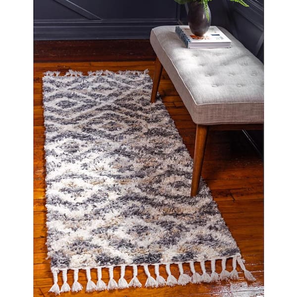 Hygge Shag Diamond Gray 2 ft. 2 in. x 6 ft. Runner Rug