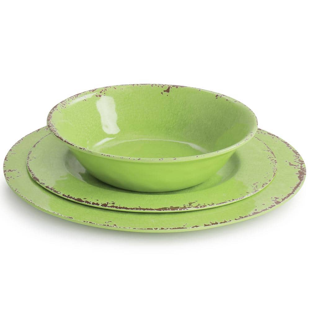 Gibson Mauna Green Melamine 12-Piece Dinnerware Set