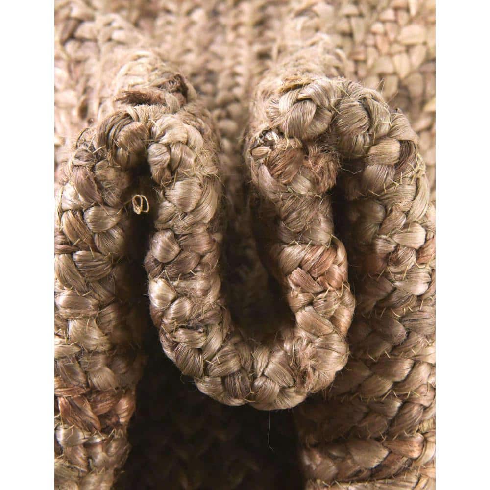 Handmade Round Braided White and Brown Rug - Stain-resistant and Easy Care