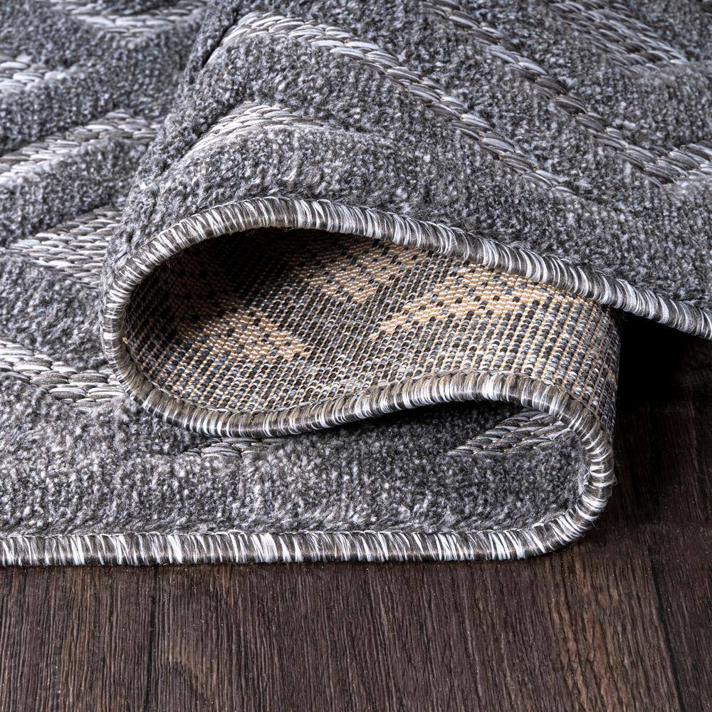 Dark Gray Geometric Reversible Indoor/Outdoor Area Rug