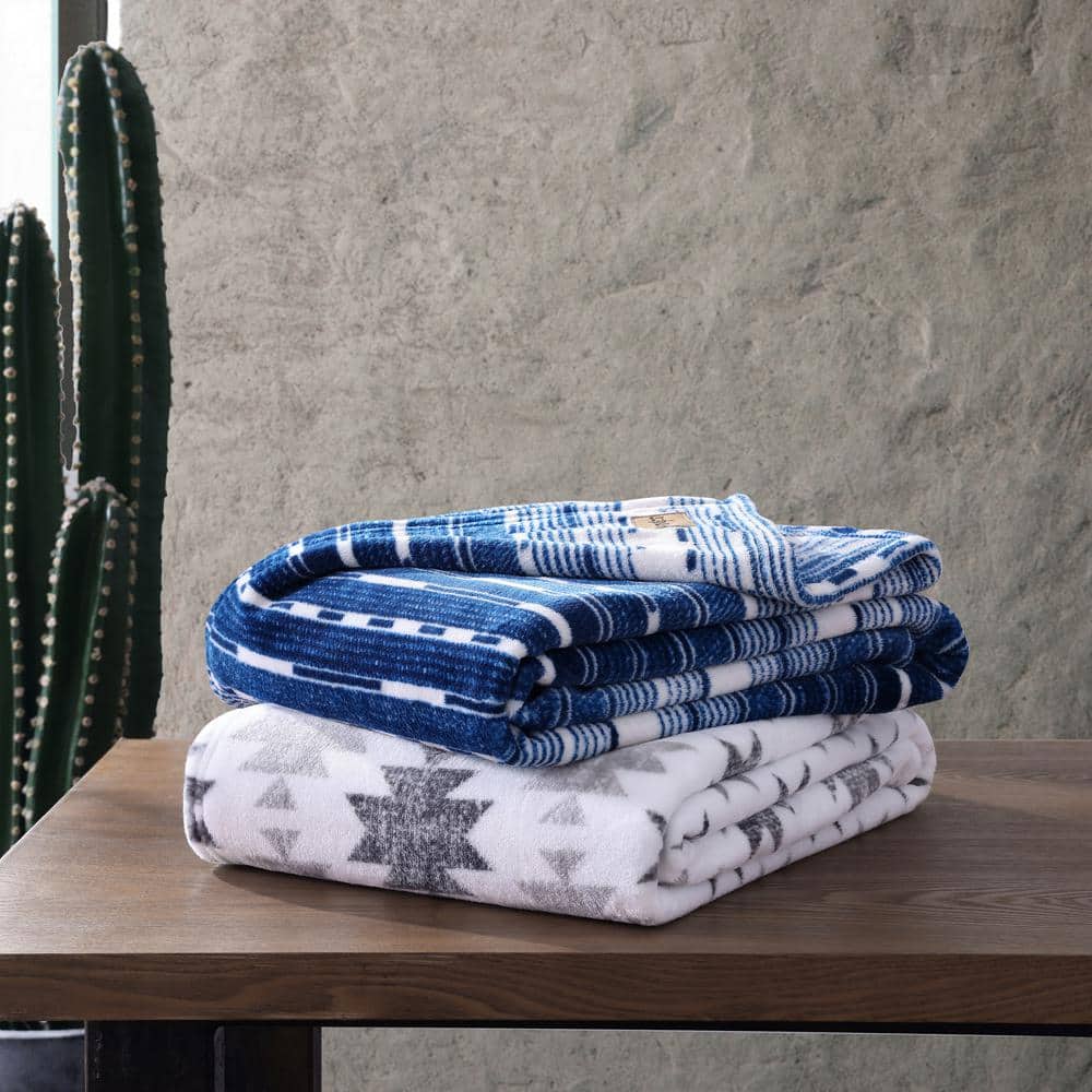 Logan Blue Reversible Fleece Throw Blanket 50"x60"