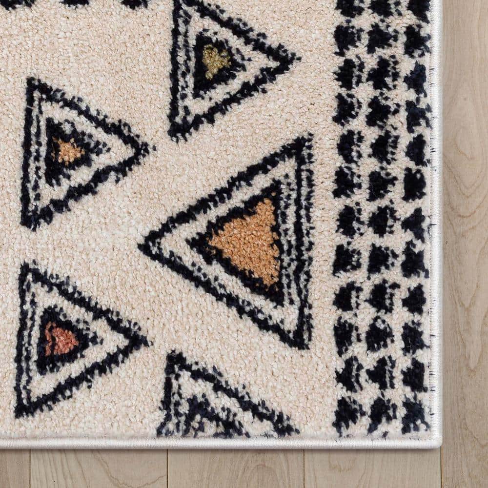 Beige Bohemian Tribal High-Low 3'11" x 5'3" Area Rug