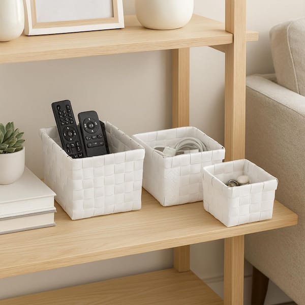 EVIDECO French home goods 4.2 in. H x 5.3 in. W x 7.8 in. D White