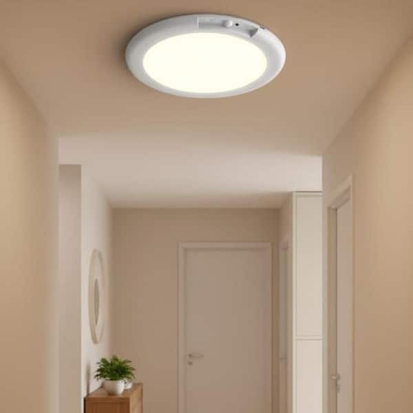 7 in. 1-Light 3CCT White Round Dimmable Rechargeable Motion Sensor Integrated LED Flush Mount Ceiling Light with Remote