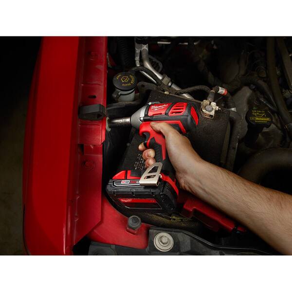 M18 18V Lithium-Ion Cordless 3/8 in. Impact Wrench W/ Friction Ring Kit  W/(2) 3.0Ah Batteries, Charger, Hard Case