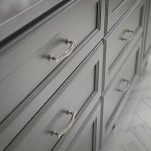 Elegant Luxe 3-3/4 in. (96 mm) Classic Satin Nickel Cabinet Drawer Pull