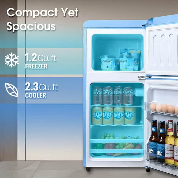 JEREMY CASS 3.5 cu. ft. Retro Mini Refrigerator in Blue with Top