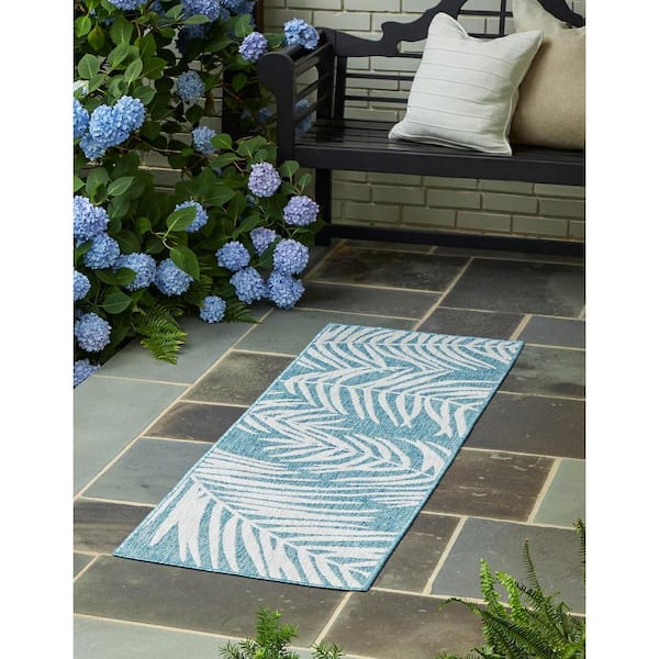 Outdoor Botanical Palm Light Aqua 2 ft. x 6 ft. 1 in. Area Rug