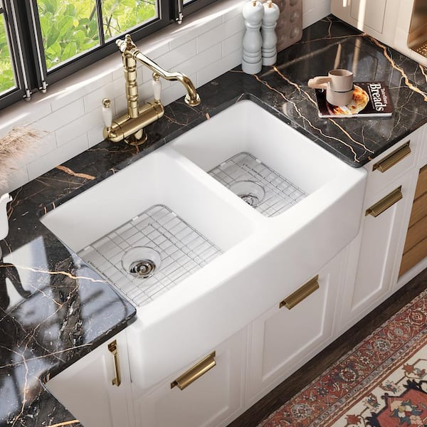 DEERVALLEY White Ceramic 33 in. L 40/60 Rectangular Double Bowl Farmhouse Apron Kitchen Sink with Sink Grid and Basket Strainer