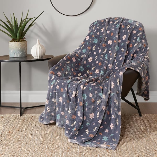 Tossed Blooms Gray 50 in. 70 in. Plush Throw Blanket LBW021617 - The ...