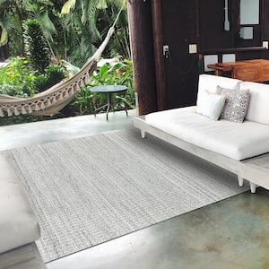 Lineage Silver 4 ft. x 6 ft. Woven Heathered Polyester Rectangle Outdoor Area Rug