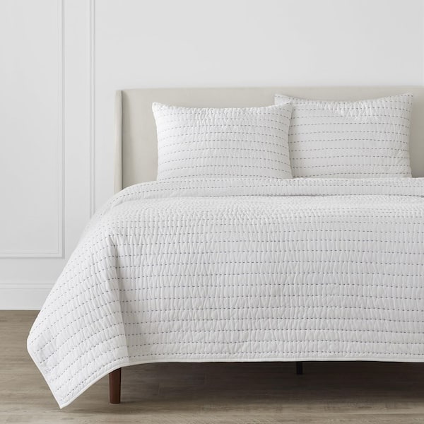 Home Decorators Collection 3-Piece Bright White and Lake Blue Pick-Stitch Handcrafted Cotton King Quilt Set