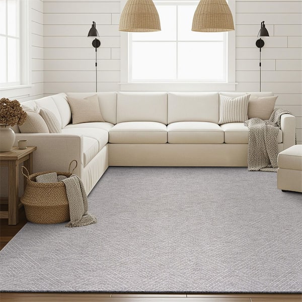 Alma Light Gray 5 ft. x 7 ft. Diamond Machine Washable Indoor Area Rug