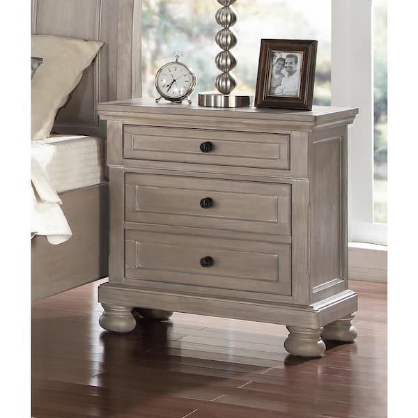 New Classic Furniture Allegra Pewter 3-drawer Nightstand