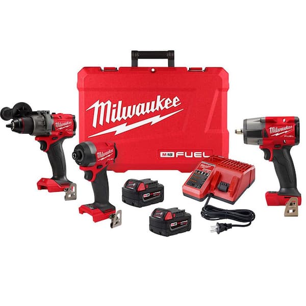 Waakzaamheid Onverschilligheid laat staan Milwaukee M18 FUEL 18-V Lithium-Ion Brushless Cordless Hammer Drill/Impact  Driver Combo Kit (2-Tool) with 3/8 in. Impact Wrench 3697-22-2960-20 - The  Home Depot