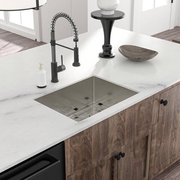 https://images.thdstatic.com/productImages/744a880e-b09d-44c6-9fd7-4a6722ca8599/svn/stainless-steel-brushed-lordear-undermount-kitchen-sinks-sc2318-1u-c3_600.jpg