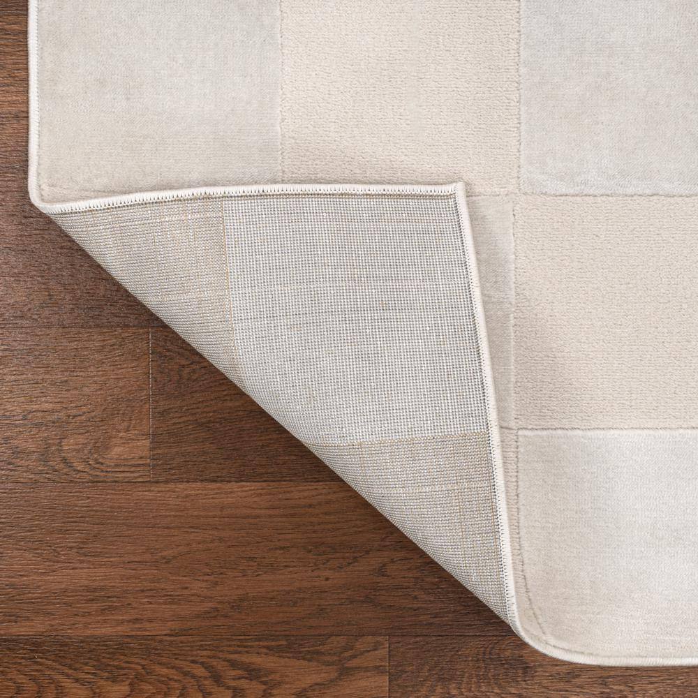 Thea White and Cream Geometric High-Low 3x5 Area Rug