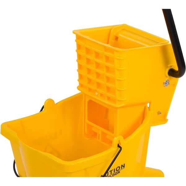 Marko, Inc. - Janitorial Supplies Online > Mop Buckets and Mop Wringers >  26 Quart Splash Guard Side-Press Mop Bucket and Wringer Combo (Continental  226-3BL)