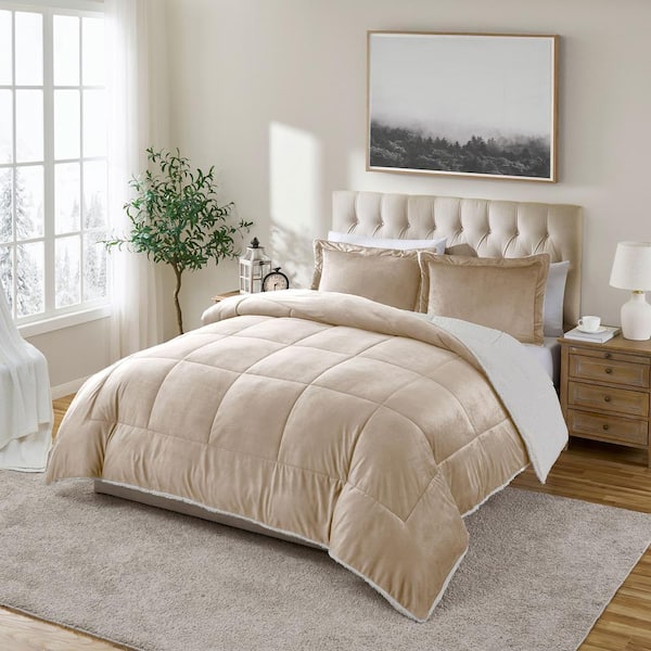Premium Cold Weather 3-Piece Camel Reversible Micromink and Sherpa Full Polyester Comforter Set