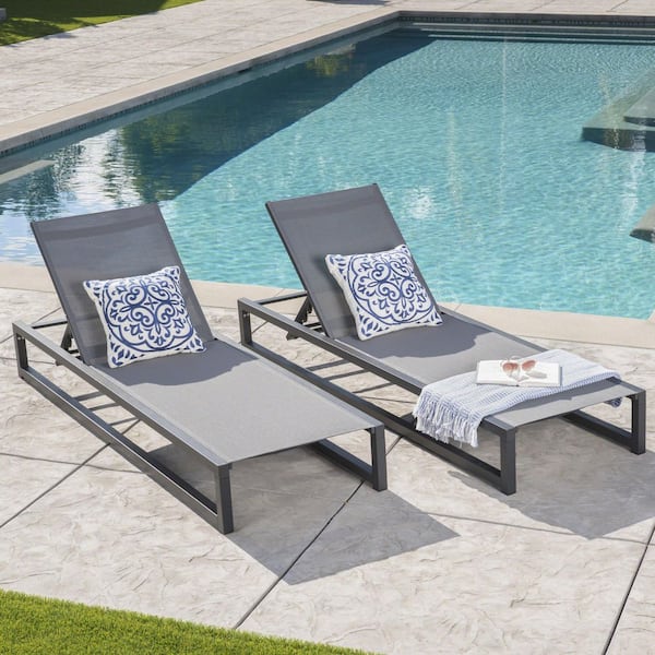 2-piece metal aluminum outdoor patio lounge chairs for garden, backyard, poolside