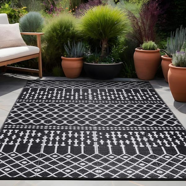 9 X 12 Black Lightweight Moroccan Trellis Reversible Plastic Indoor Outdoor Area Rug