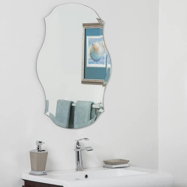 Decor Wonderland 24 In W X 32 In H Frameless Oval Beveled Edge Bathroom Vanity Mirror In Silver Dwsm4183 The Home Depot