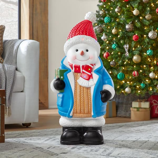 https://images.thdstatic.com/productImages/749204bc-a3e8-4d3a-b5a1-5aa1fa119f60/svn/home-accents-holiday-christmas-figurines-23dk01028-e1_600.jpg