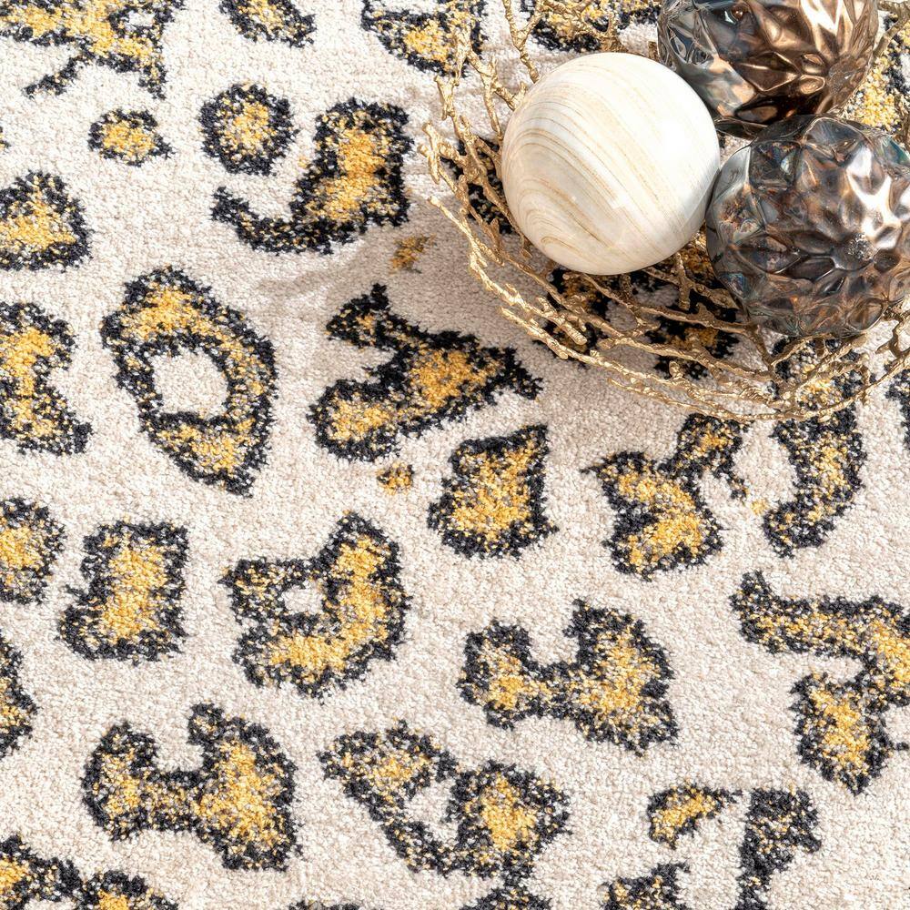 Chic Beige Synthetic Leopard Print Tufted Area Rug, 6' 7" x 9'