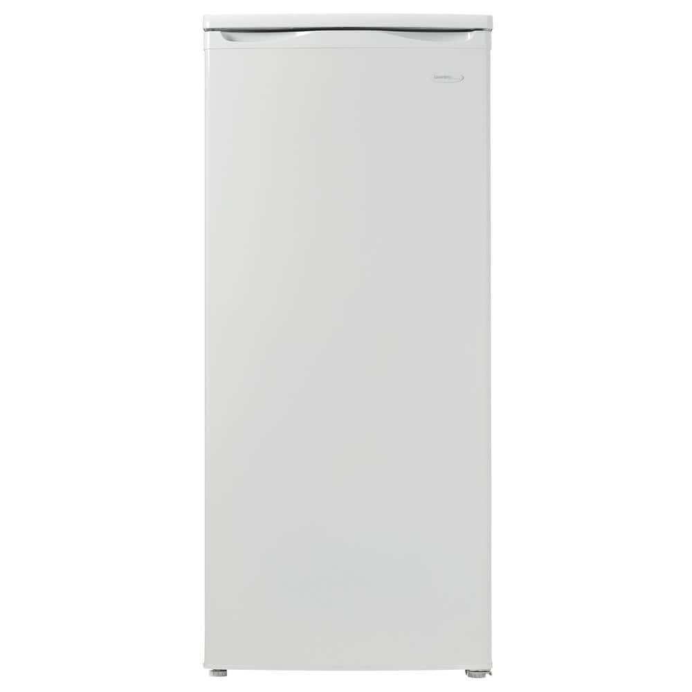Danby Designer 59 Cu Ft Manual Defrost Upright Freezer In White