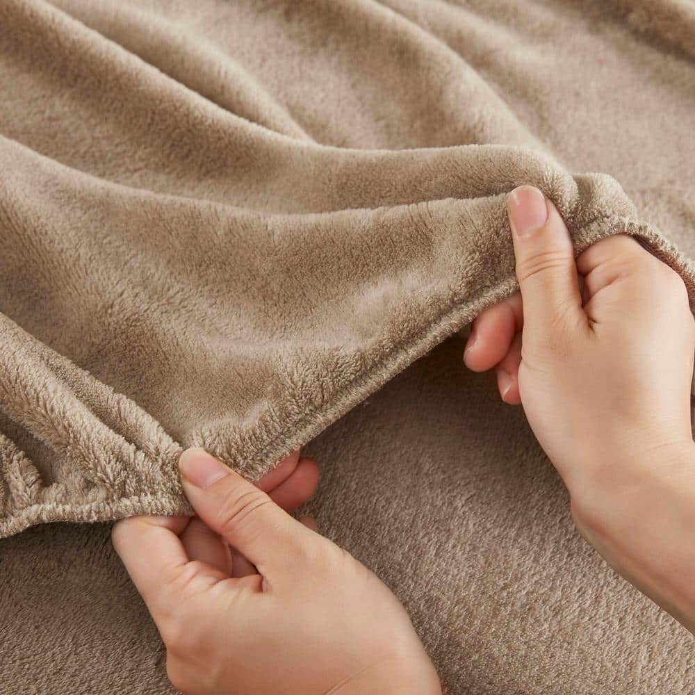 Taupe King Size Plush Polyester Sheet Set with Pillowcases