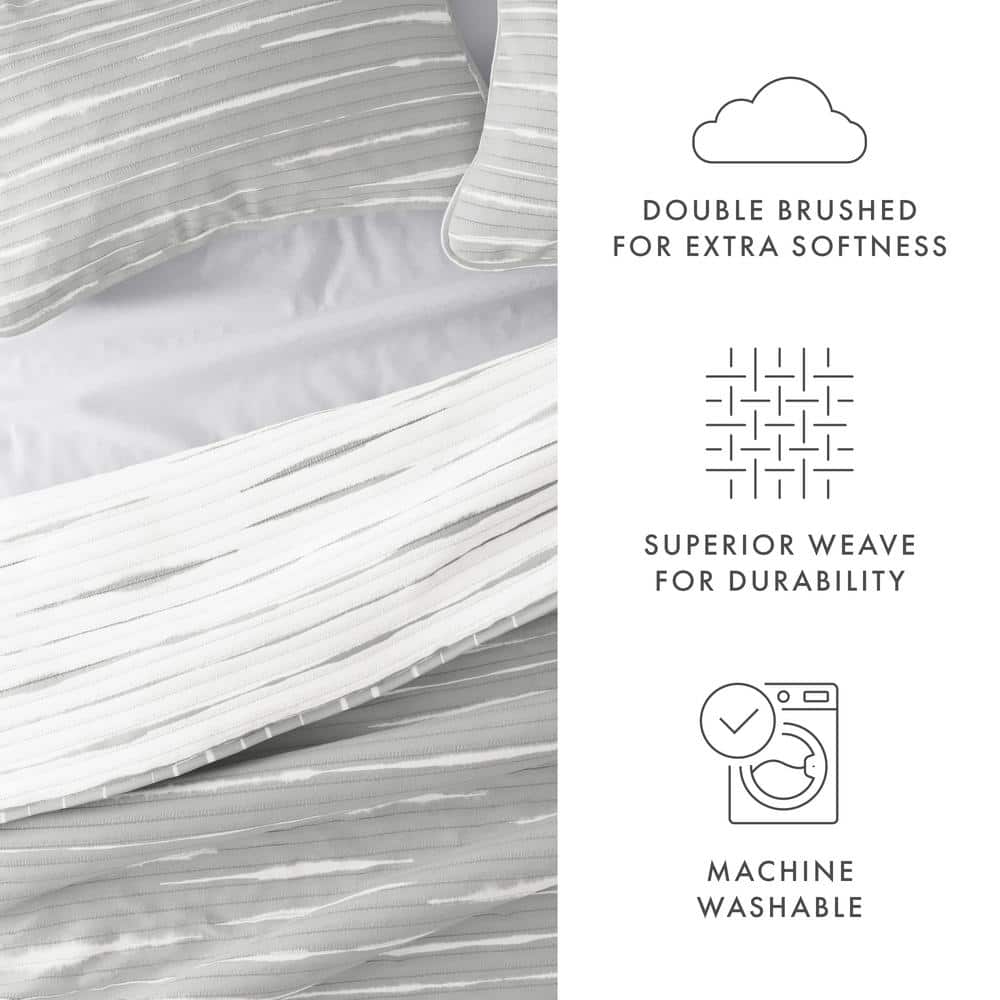 Light Gray Full Microfiber Reversible Quilt Set
