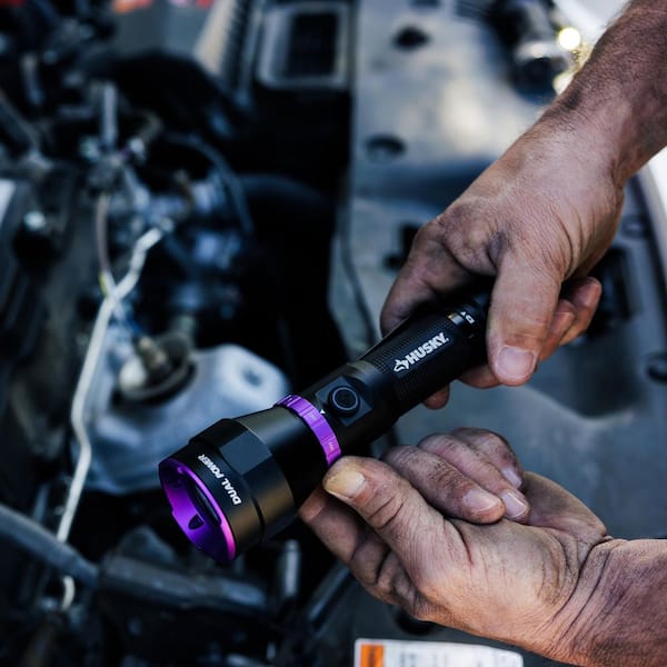 Husky 600 Lumens Dual Power LED Rechargeable Flashlight with UV