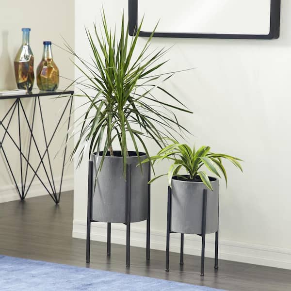 23 in., and 19 in. Large Gray Metal Indoor Outdoor Textured Exterior Planter with Removable Stand (2- Pack)