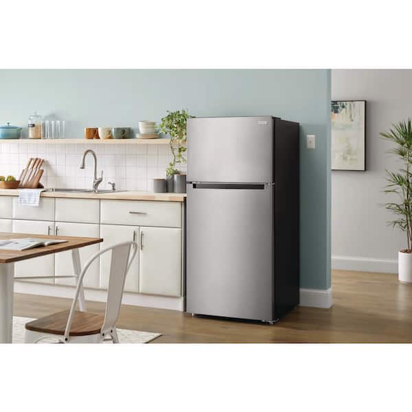 Vissani 14.2 cu. ft. Top Freezer Refrigerator in Fingerprint