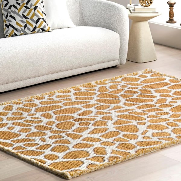 https://images.thdstatic.com/productImages/75055de4-66c9-5dfd-82e4-a41bb2fa7d5f/svn/mustard-yellow-nuloom-area-rugs-kkpl12a-508-4f_600.jpg