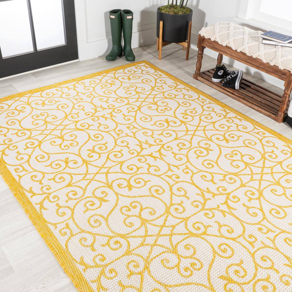 Madrid Cream and Yellow Filigree 5' x 7' Synthetic Rug
