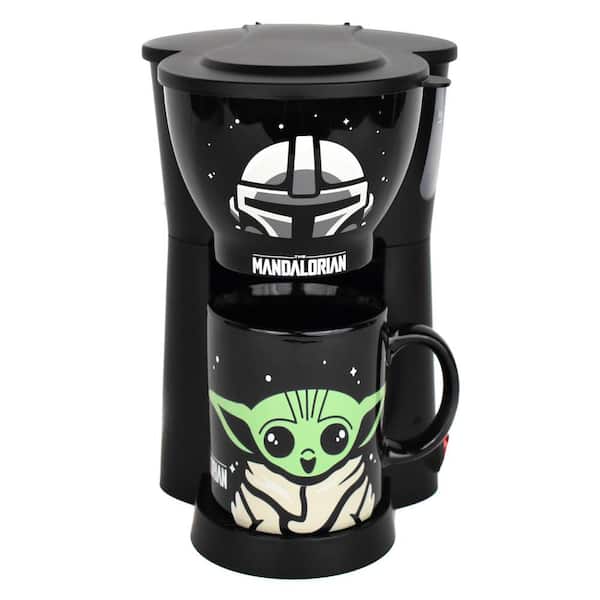 Uncanny Brands The Mandalorian Single Cup Coffee Maker with Mug CM-SRW-MAN1  - The Home Depot
